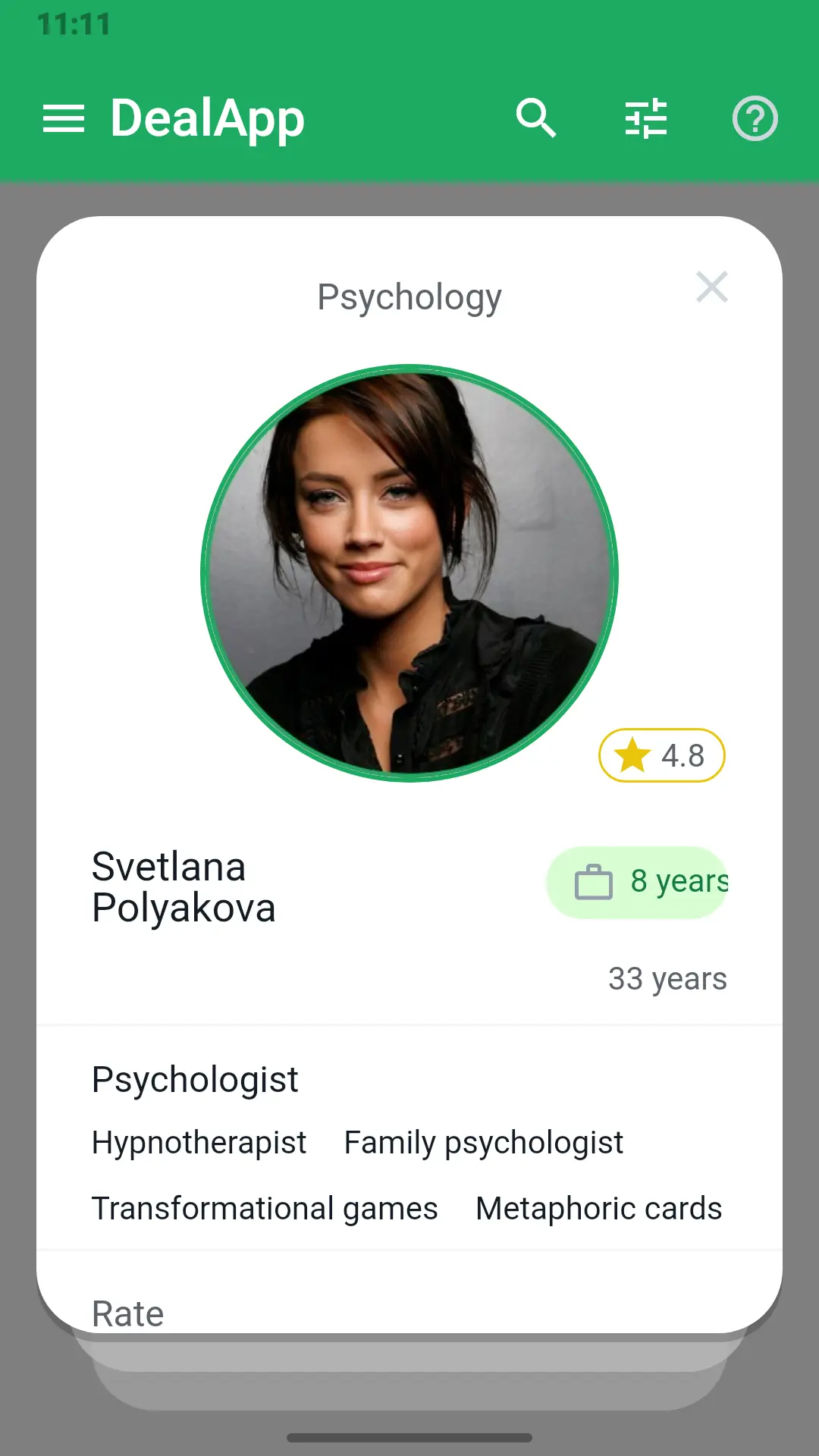 Expert cards in the DealApp app: photo, rating, experience and specialization